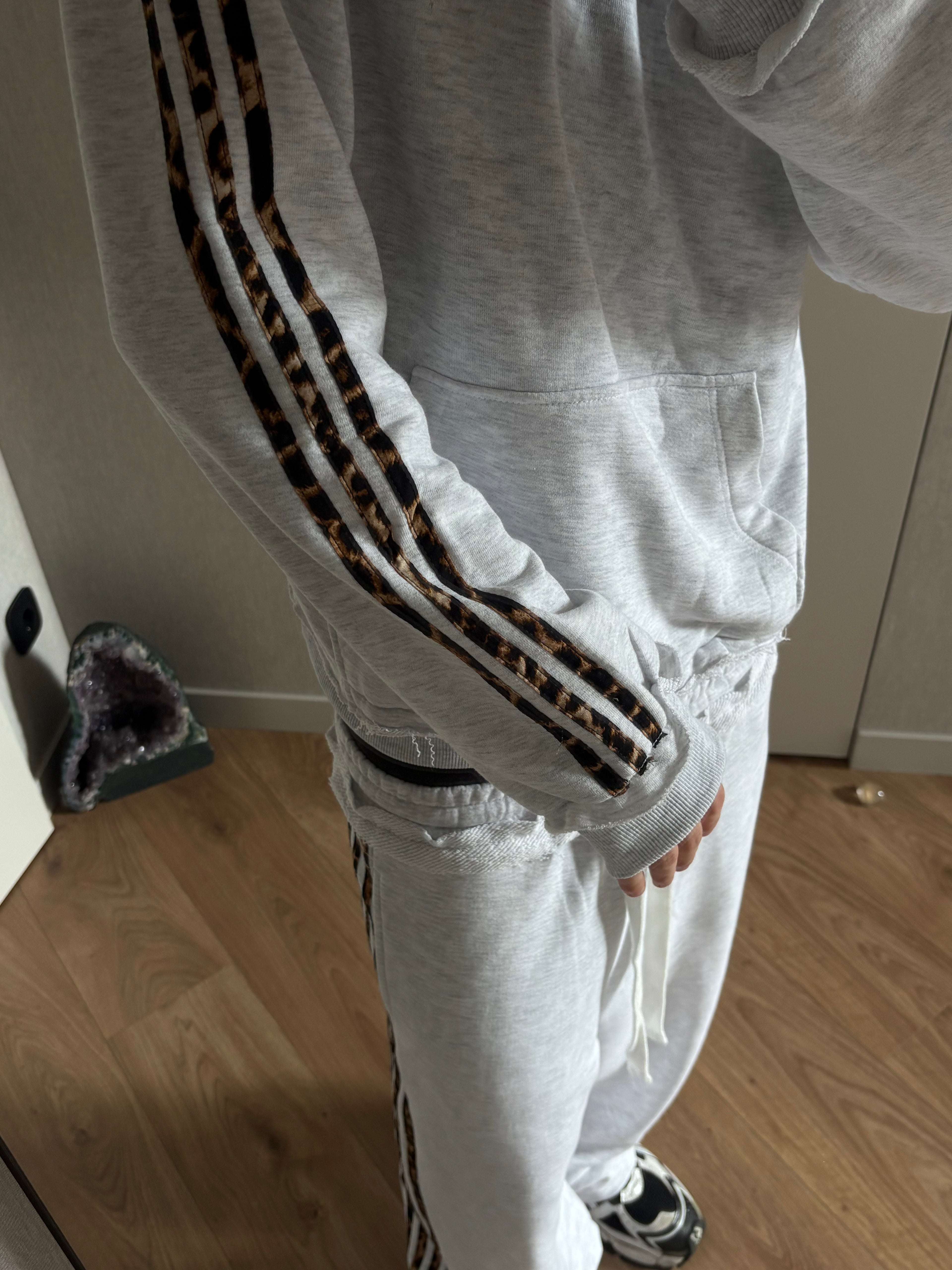 GLAMOUR TRACK HOODIE GREY