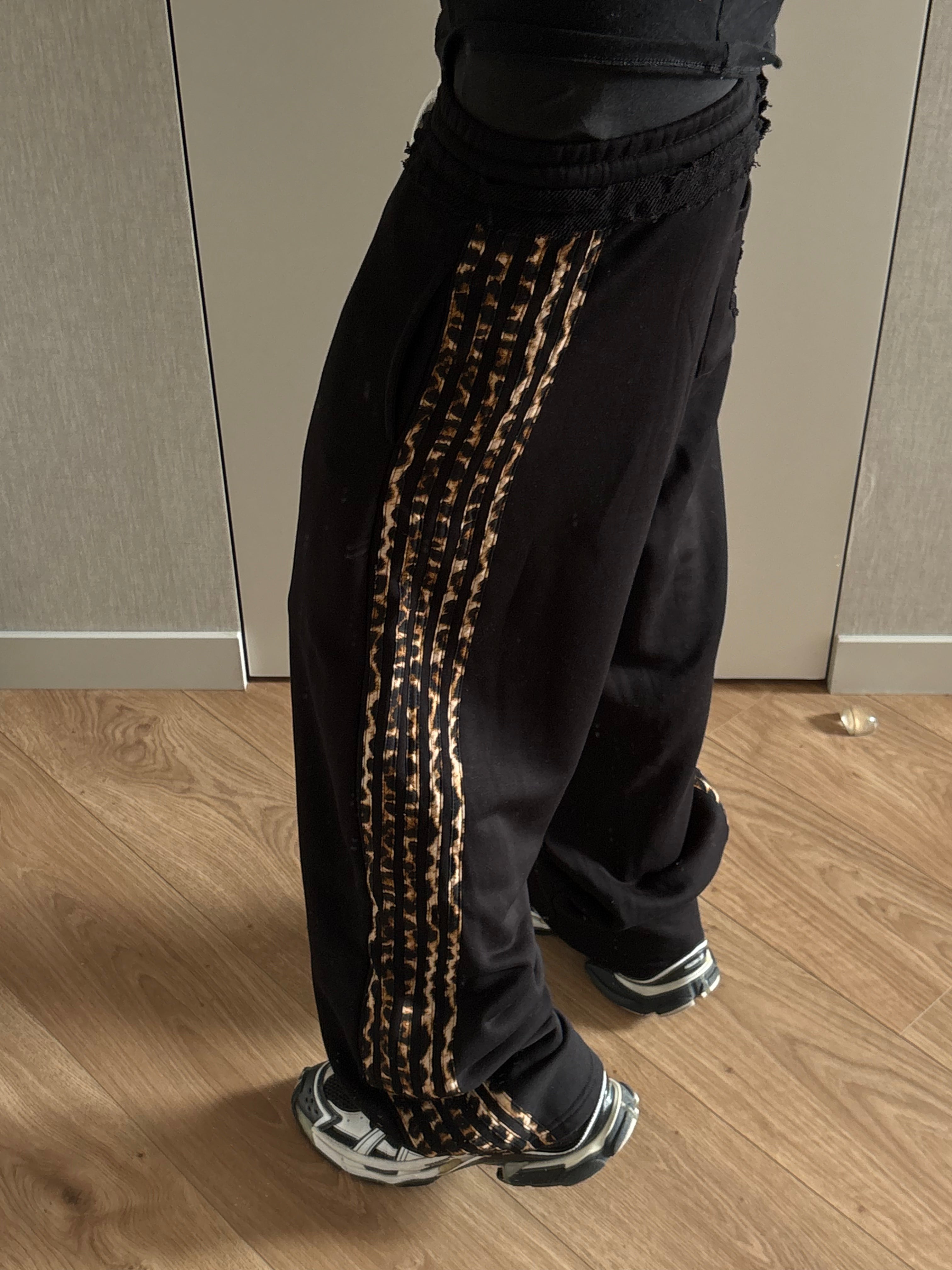 GLAMOUR TRACK PANTS BLACK