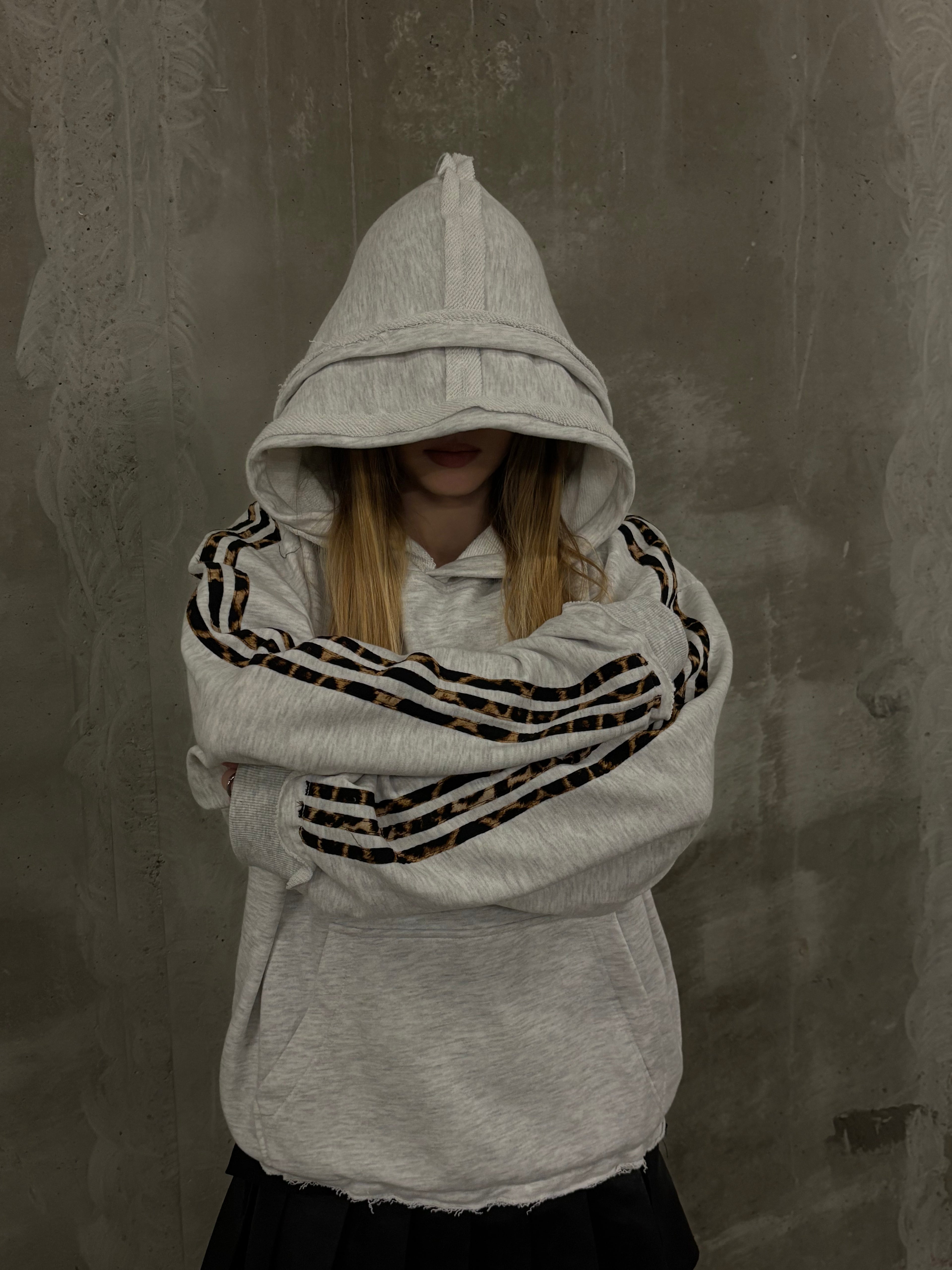 GLAMOUR TRACK HOODIE GREY