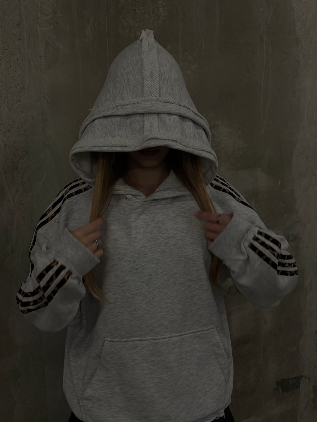 GLAMOUR TRACK HOODIE GREY
