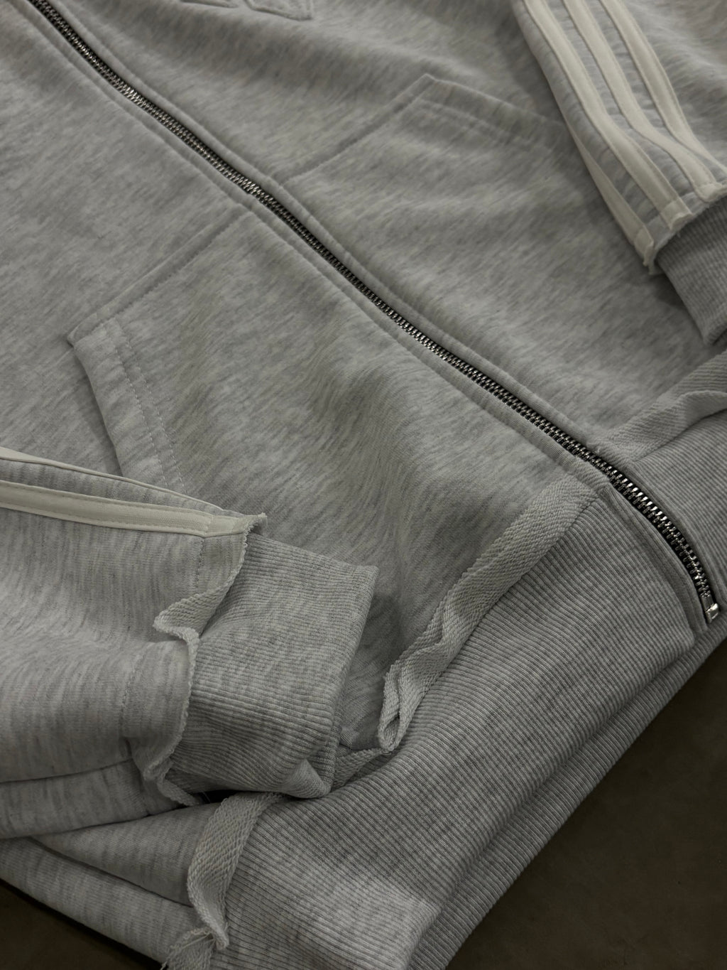 STRIPES SET GREY