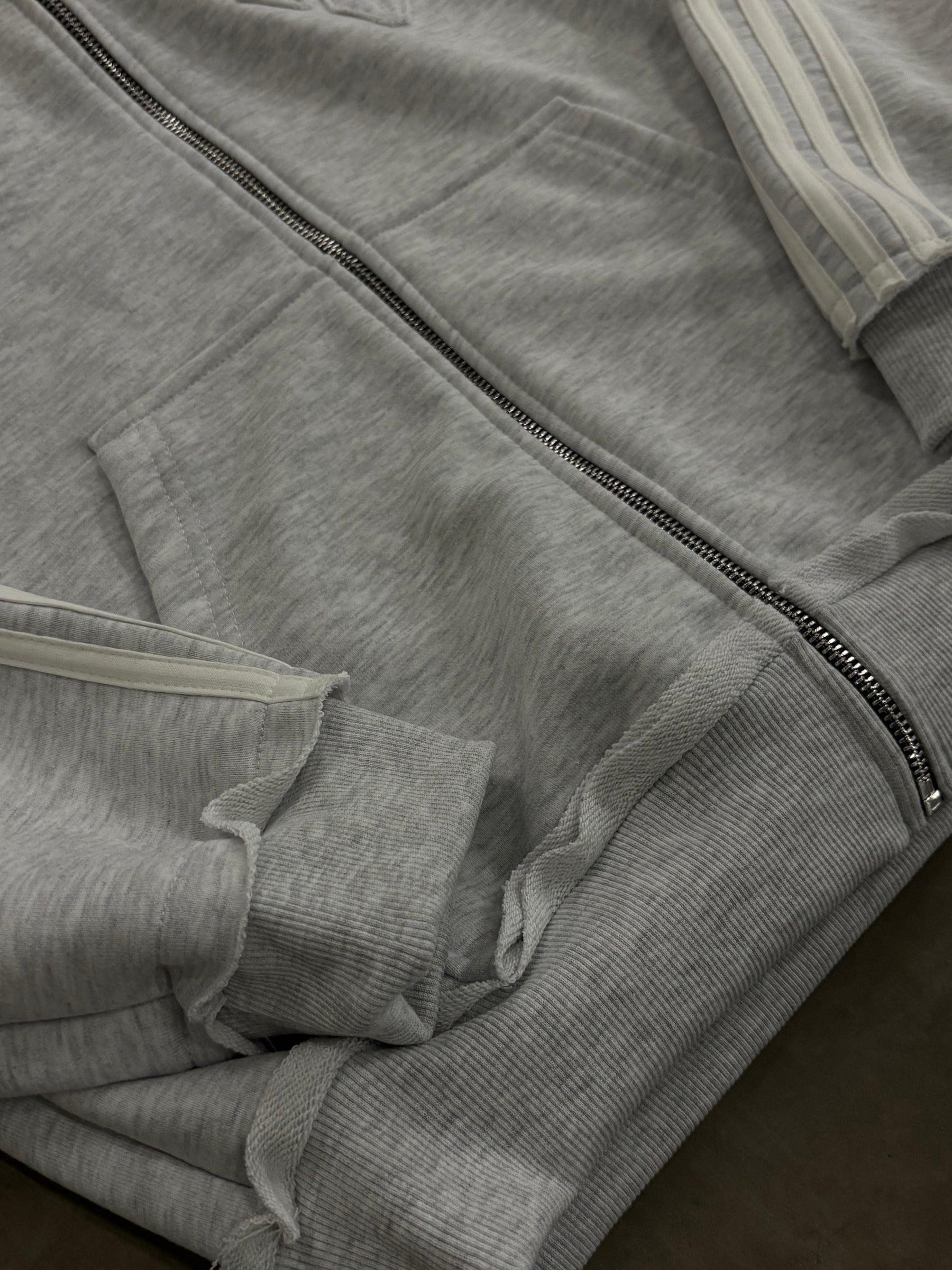 STRIPES SET GREY