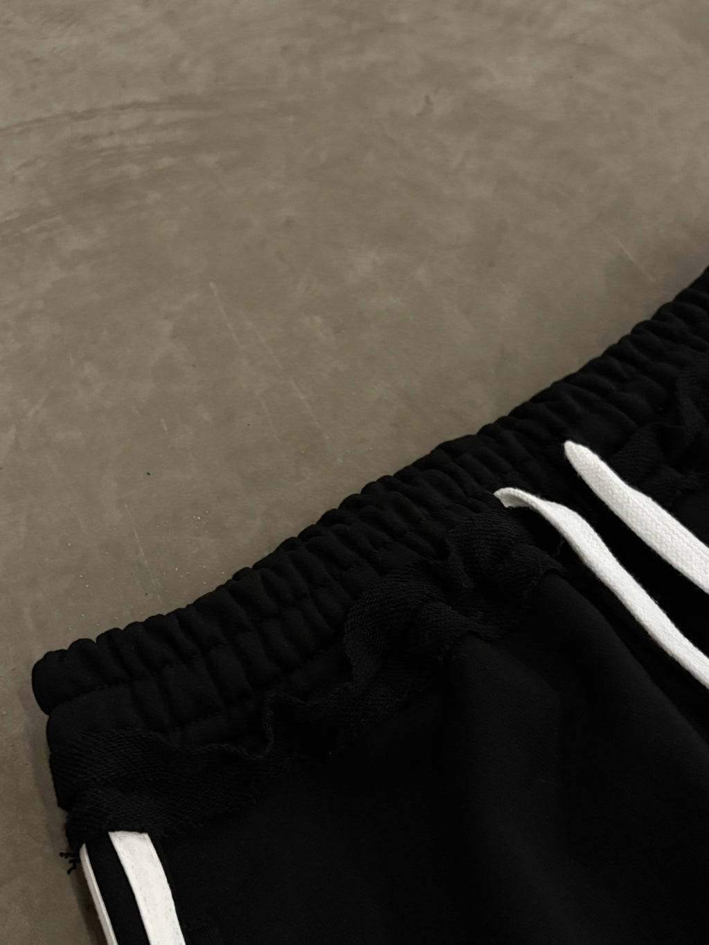 STRIPES SET BLACK