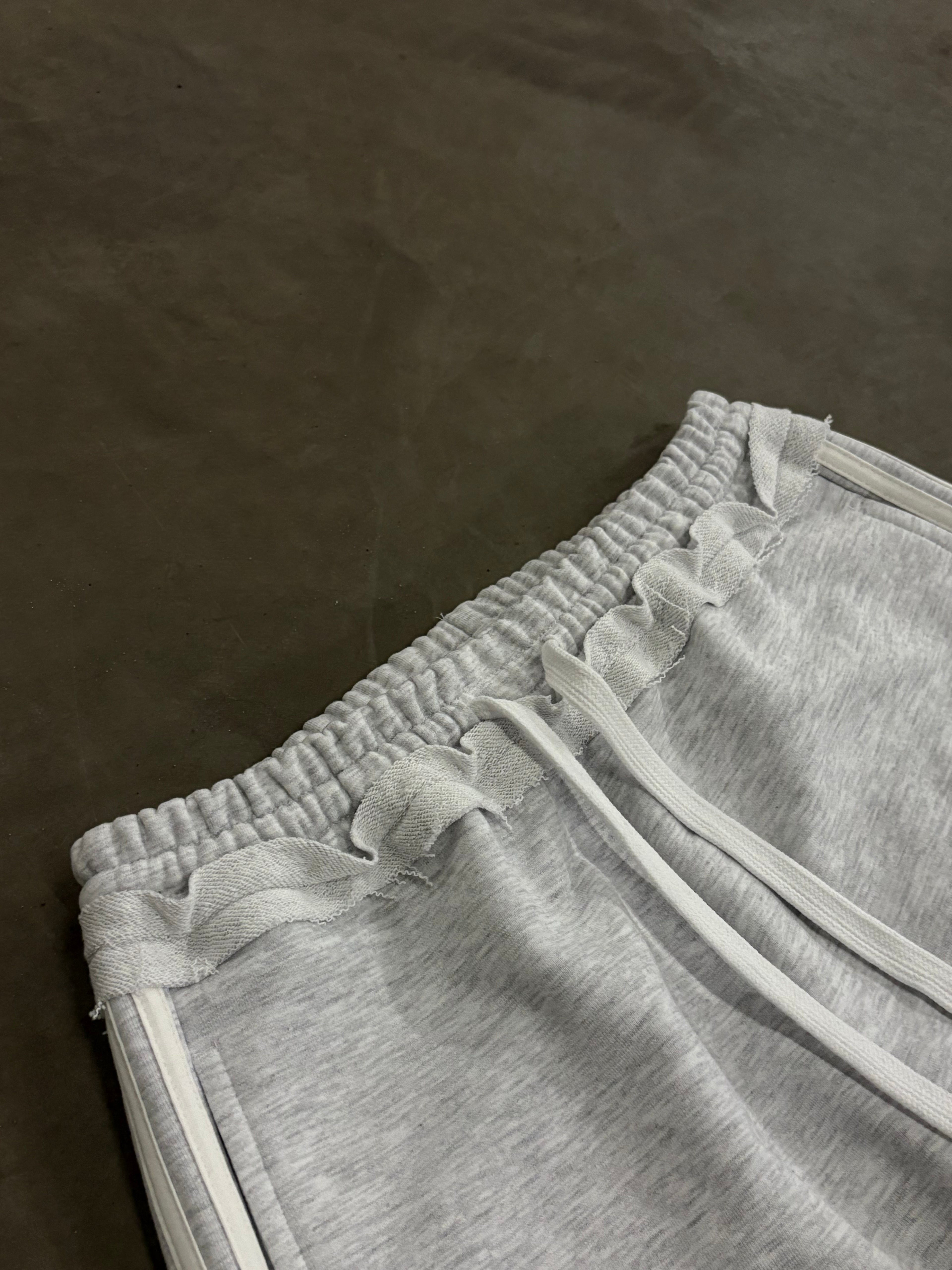 STRIPES PANTS GREY