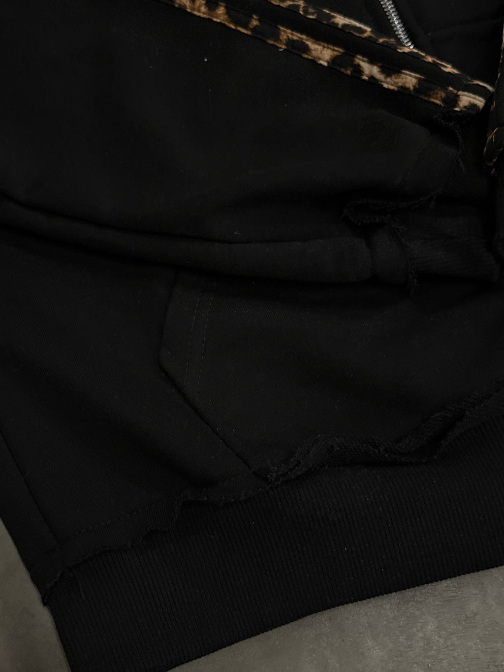 GLAMOUR ZIP HOODIE BLACK