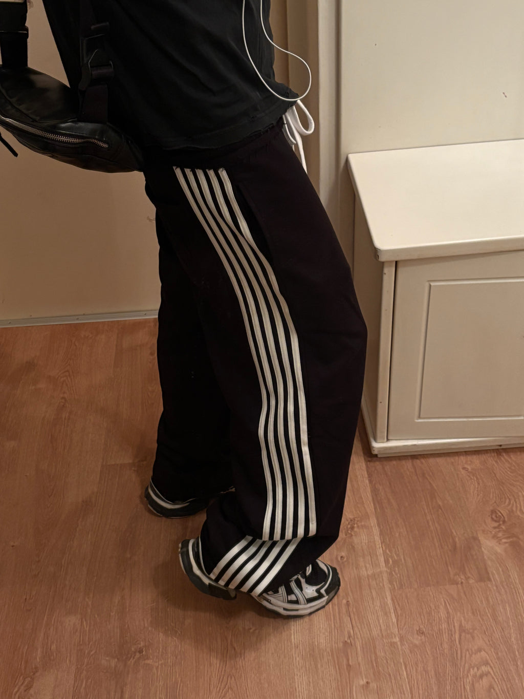 STRIPES PANTS GREY