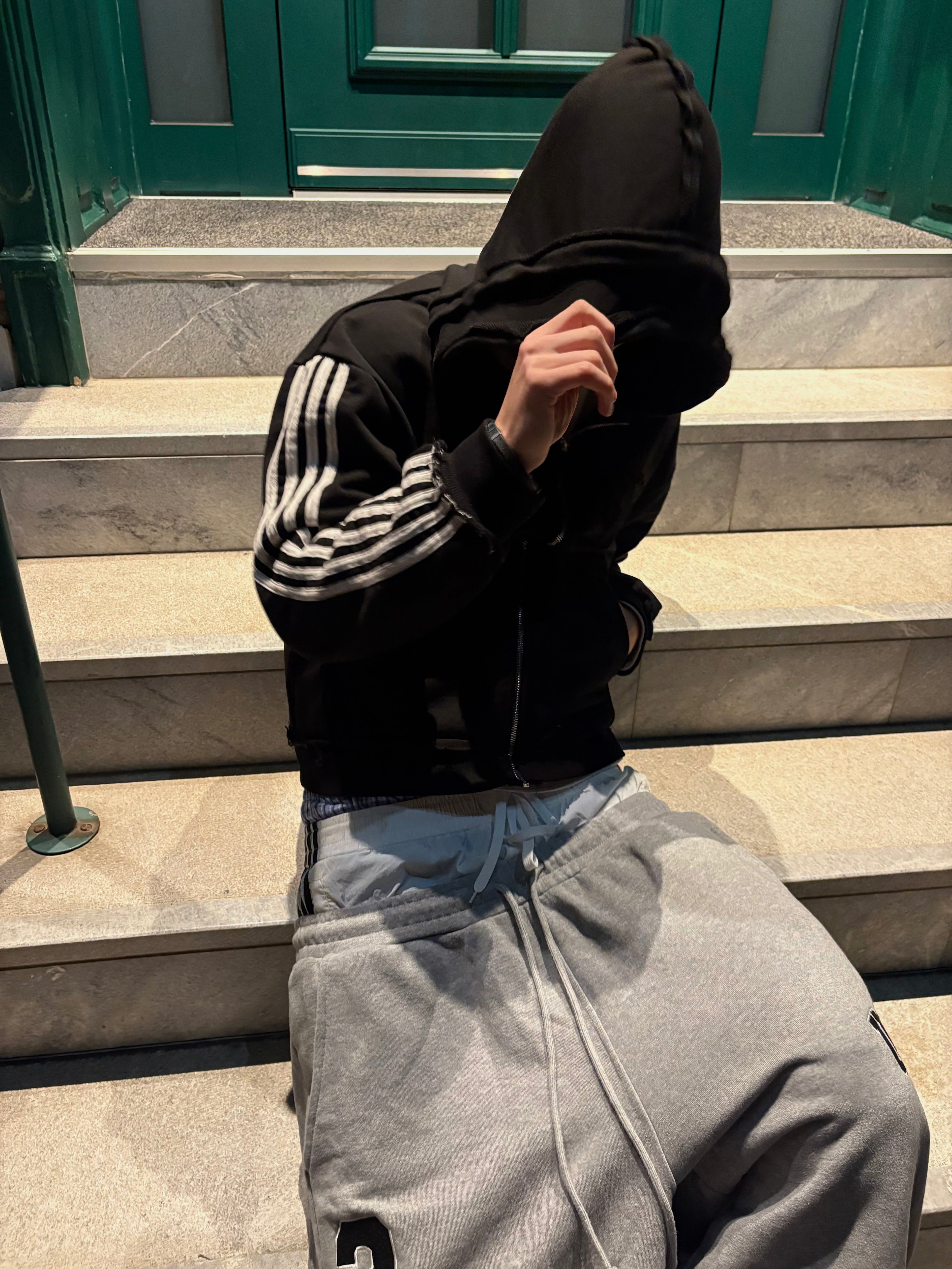 STRIPES ZIP HOODIE BLACK